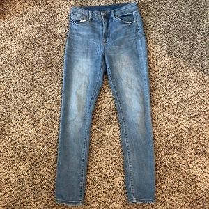 Women’s Skinny High-Waisted BDG Jeans